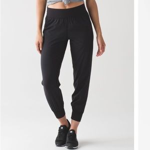 Lululemon Sweat To Street Lightweight Jogger Black Size 8